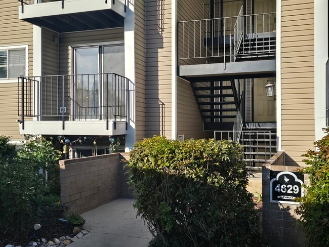 Building Photo - 4629 S Quail Vista Cv Unit C