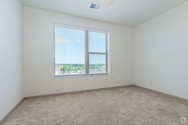 2BR, 2BA - 1,124SF - Bedroom