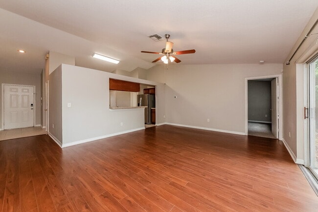 Photo - 119 Lookout Dr