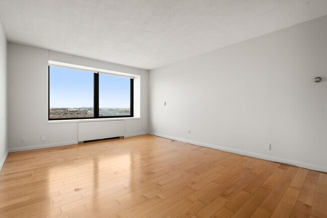 Photo - 85 E India Row Unit 11A