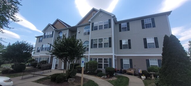 Photo - 6105 Hedgecock Cir Unit 3D