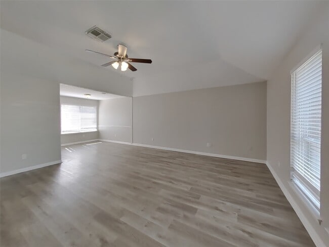 Photo - 7206 Sonnet Glen Ln