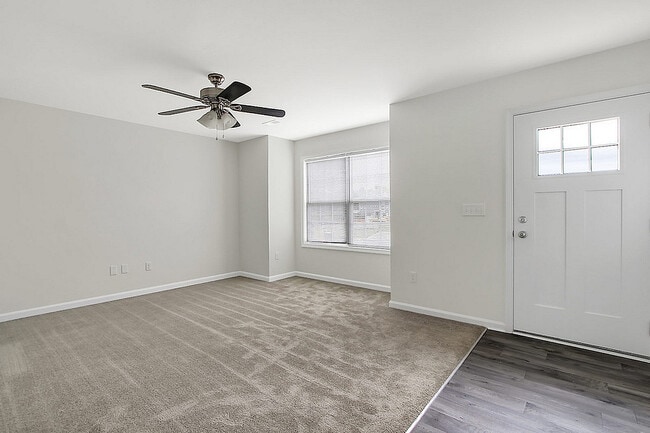 Explore this inviting living space that combines comfort with bright ambiance.