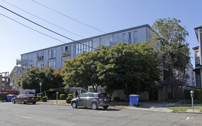 Berkeley Park Apartments