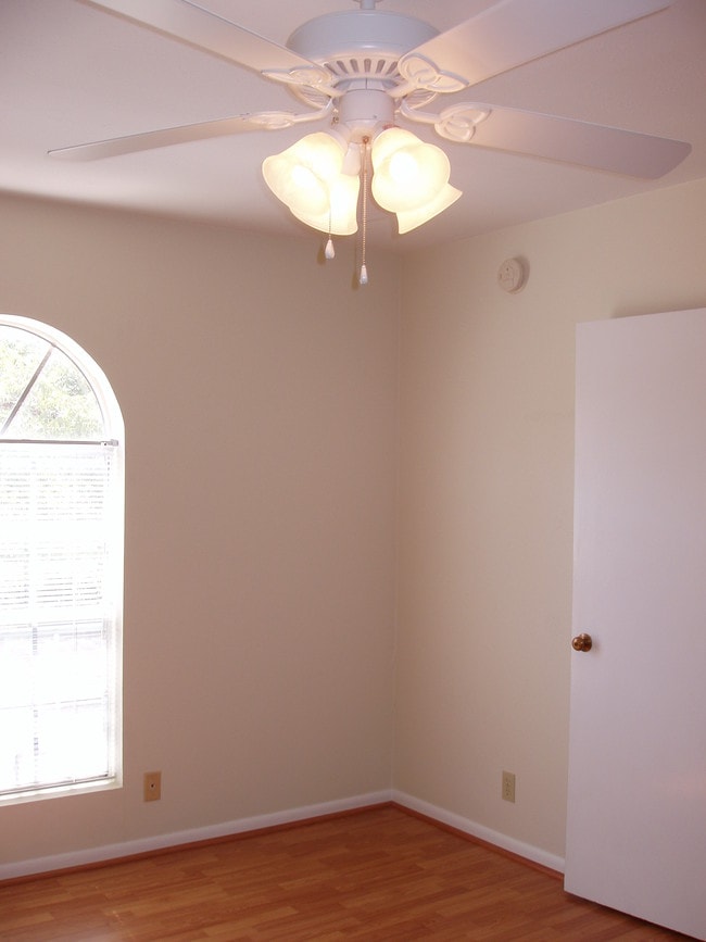 2/1 Bedroom