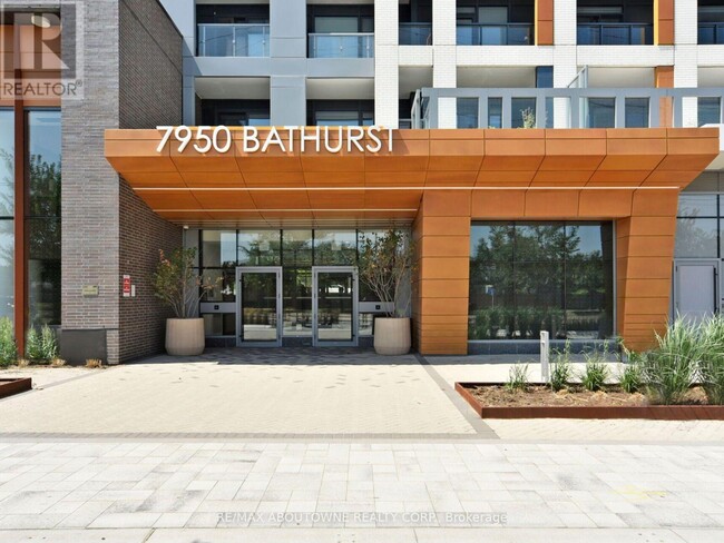 Photo - 7950 Bathurst St Unit 613