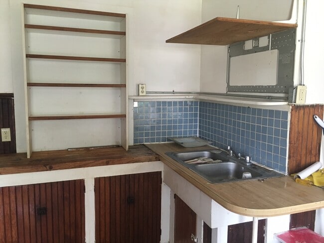 Photo - 139 Railroad St Unit 2