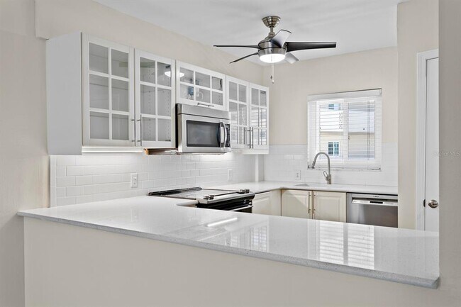 Photo - 1200 N Shore Dr NE Unit 316