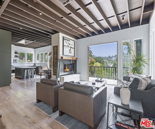Building Photo - 2310 Vasanta Way Rental