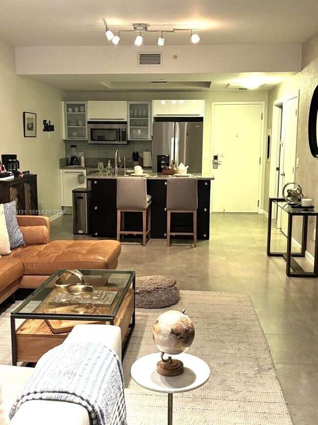 Photo - 888 Biscayne Blvd Unidad 4310