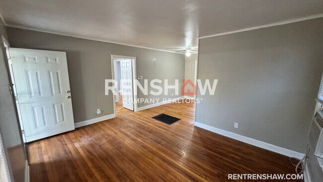 Photo - 1041 Isabelle St