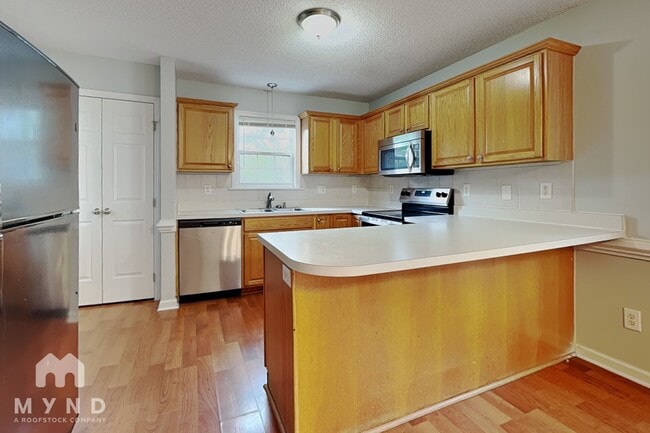 Photo - 928 Shannondale Dr