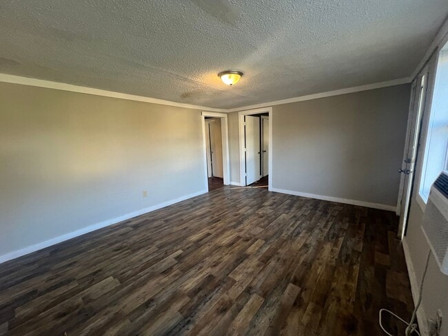 Photo - 2 Bedroom 1 Bathroom Home off Fosters Ferry