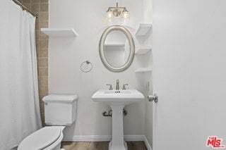 Photo - 3200 S Sepulveda Blvd