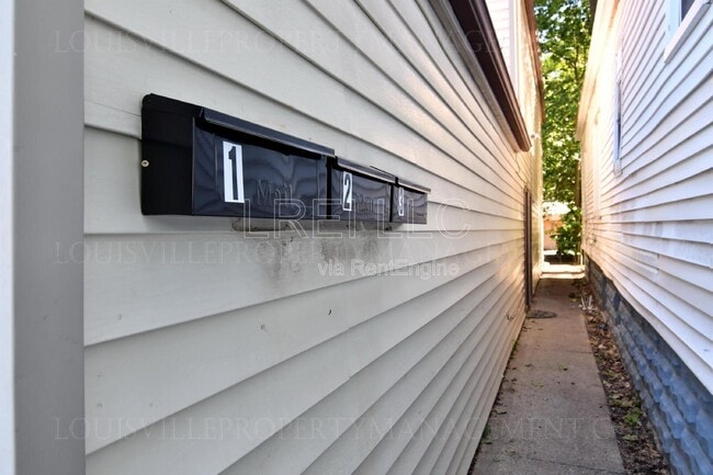 Photo - 715 M St Unit 2