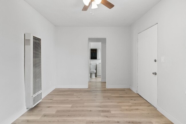 Photo - 2652 E 15th St Unidad 2712