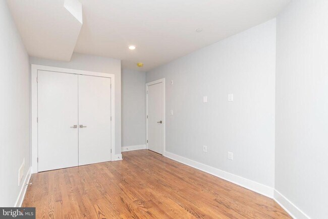 Photo - 812 N Uber St Unidad 4