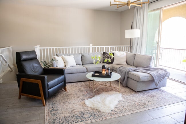 Photo - 155 N Lakeview Blvd Unit 226