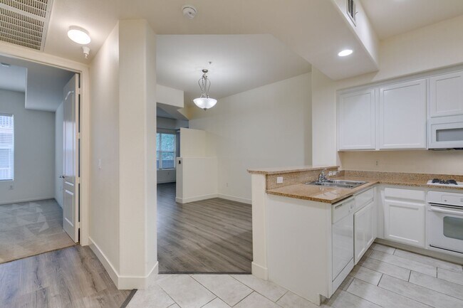 Photo - Luxury Guard-Gated Condo Near Las Vegas Blvd with Resort-Style Amenities!