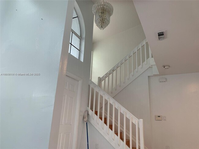 Photo - 233 NE 212th Terrace