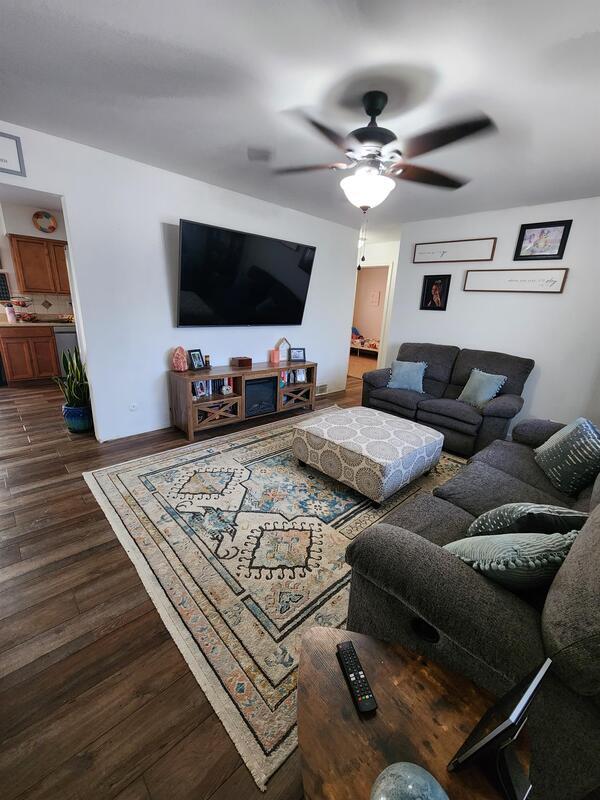 Photo - 605 Raemar Dr