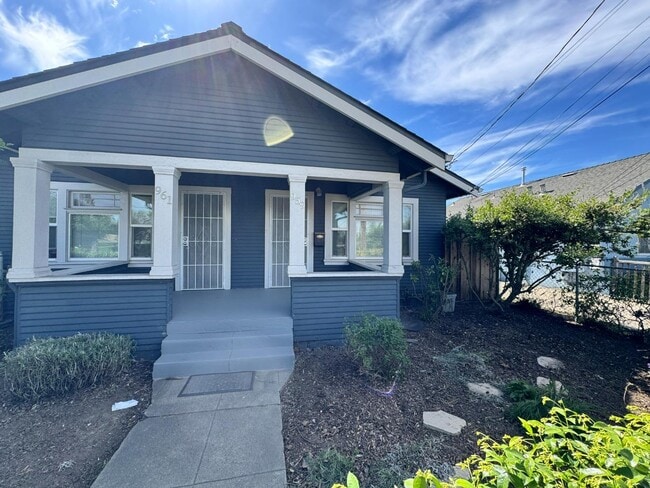 Photo - 961 S 7th St