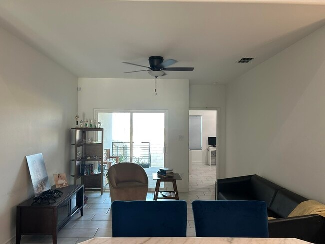 Photo - 9925 Kaspar Dr Unit 9925