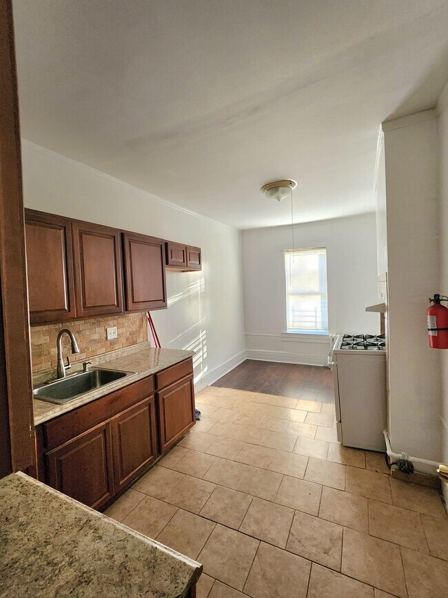 267 Forrest St Condo Unit 2 Condo for Rent in Jersey City, NJ
