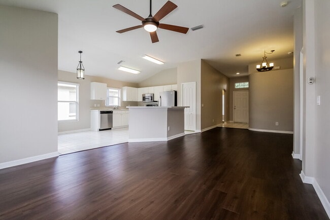 Photo - 9801 Laurel Ledge Dr