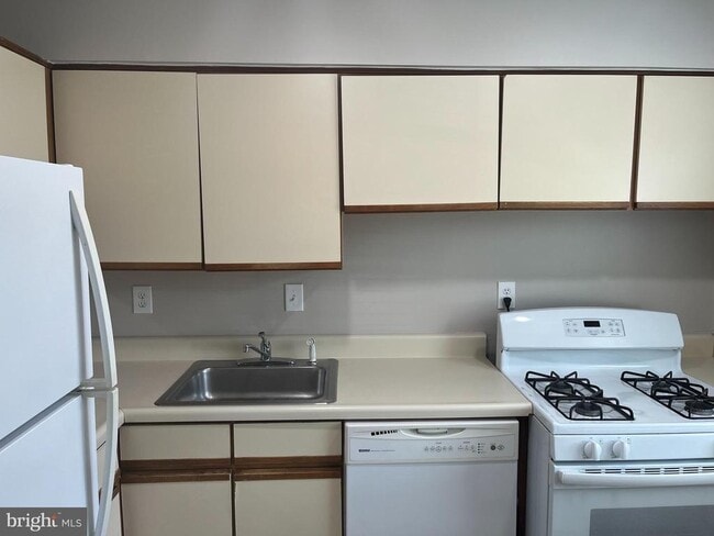 Building Photo - 11104 Rock Garden Dr Rental