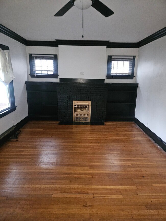 Photo - 4280 E 124th St Unit 1