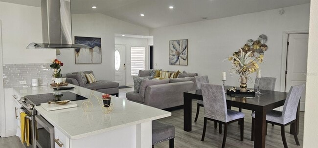 Photo - COMPLETELY FURNISHED 3 bed /2 bath  - 55+ ...