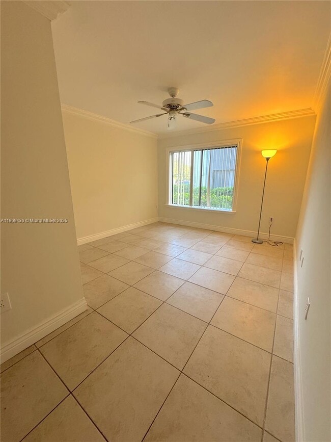Photo - 3215 Coral Lake Dr Unit 3215