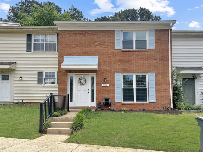 Photo - 510 Short St Townhome