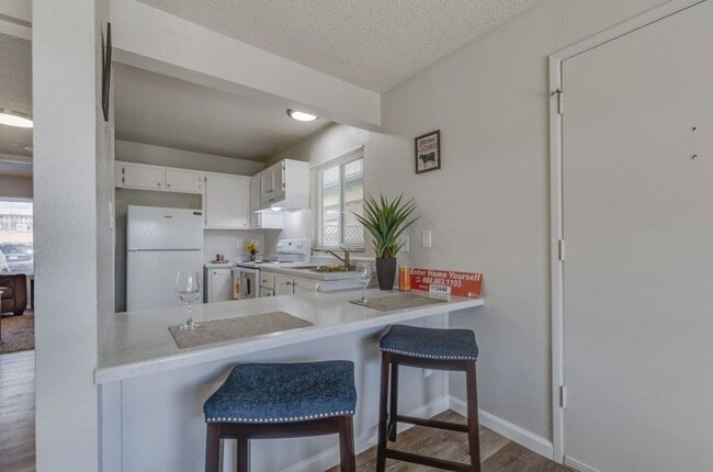 Photo - Kirman Garden