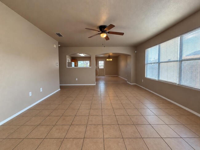 518 Gandara Dr