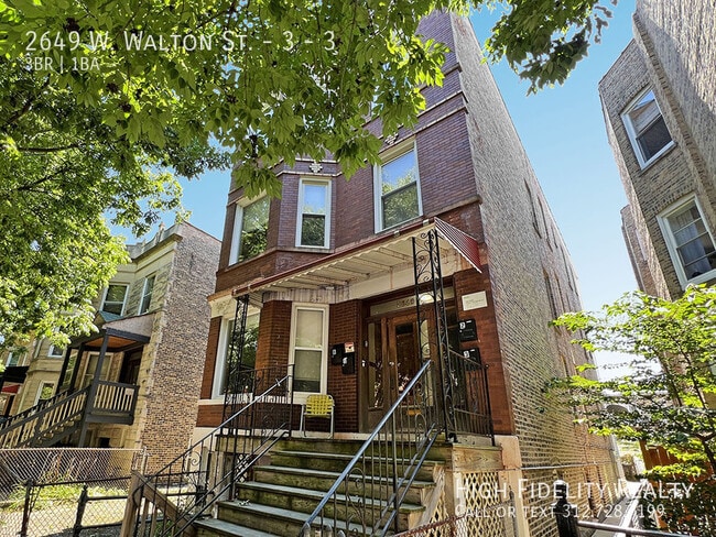 Building Photo - 2649 W Walton St Unit 3