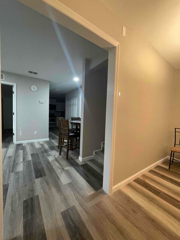 Photo - 1107 Basin St