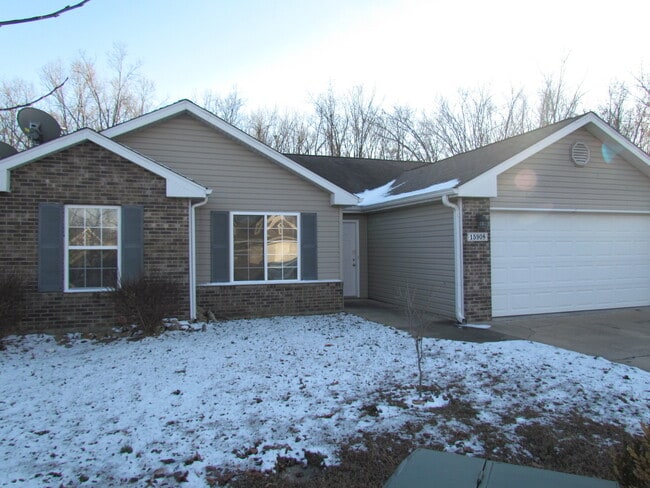 Photo - 15908 Tracker Ln