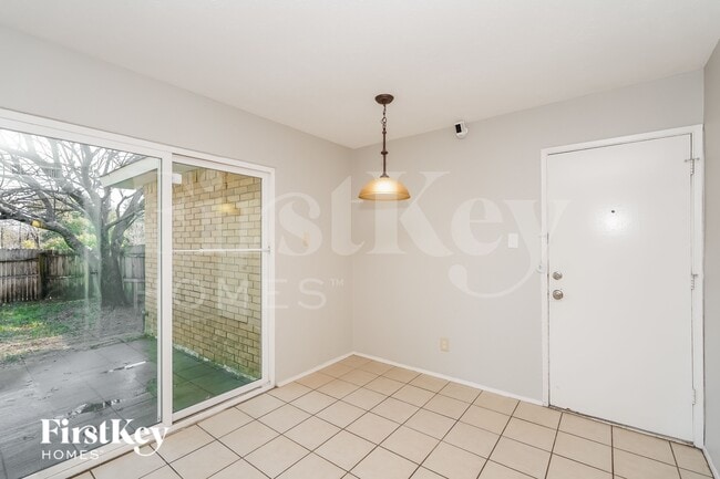 Photo - 9814 Emory Oak Cir