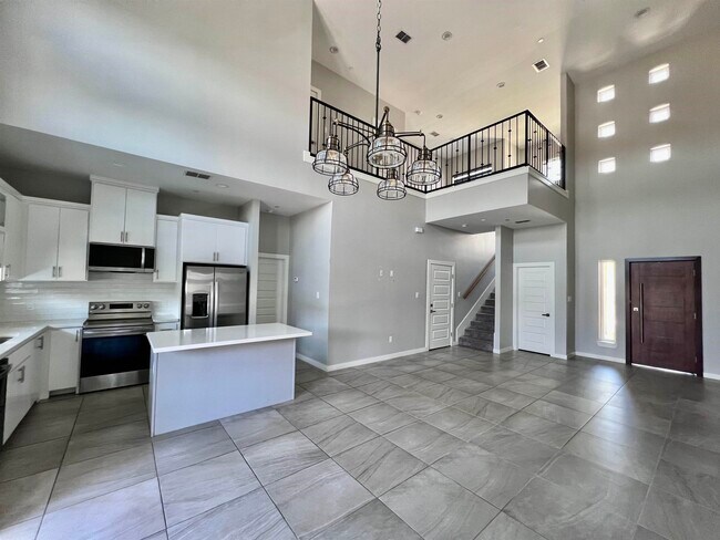 Photo - 9653 McPherson Rd Unidad 102
