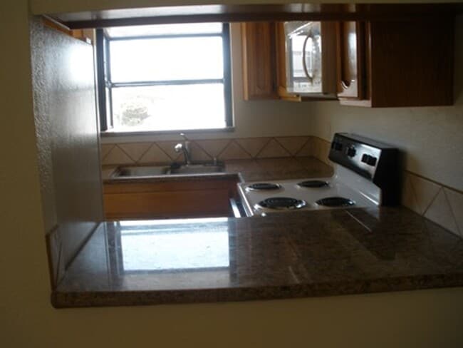 Photo - Normal heights Condo 2BR 1.5BA 1 Car Garage