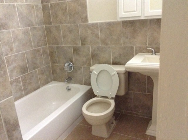 Photo - Large kitchen and completely modern rehab