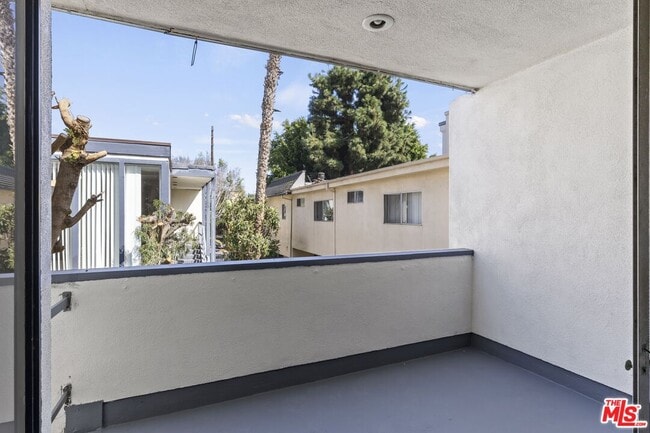 Photo - 1233 Barry Ave Unit 201