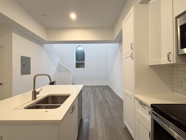 Photo - 16 West Avenue S Unit 114