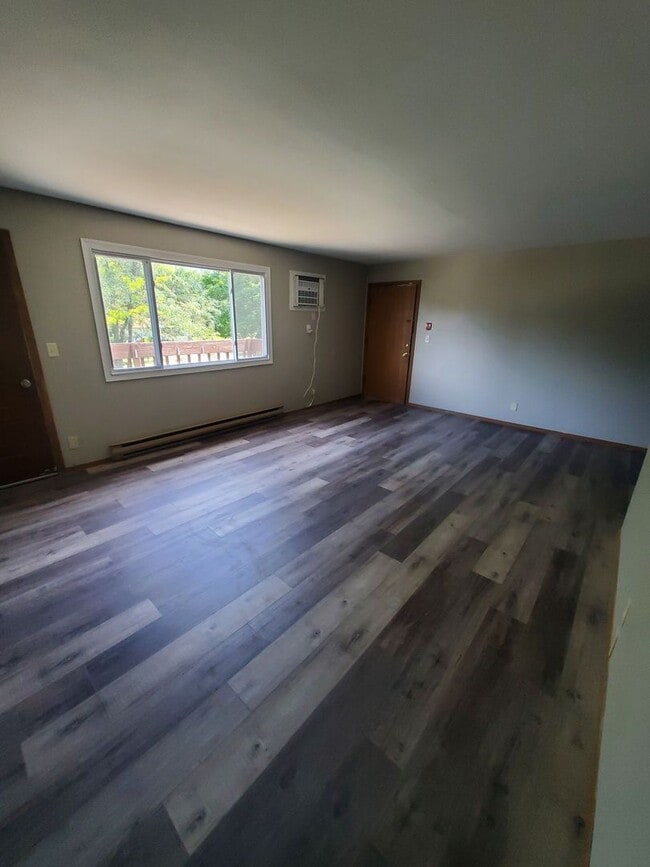 Building Photo - 601 Hartridge Dr Rental