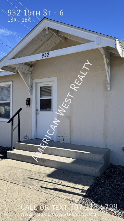 Building Photo - 932 15th St Unit 6