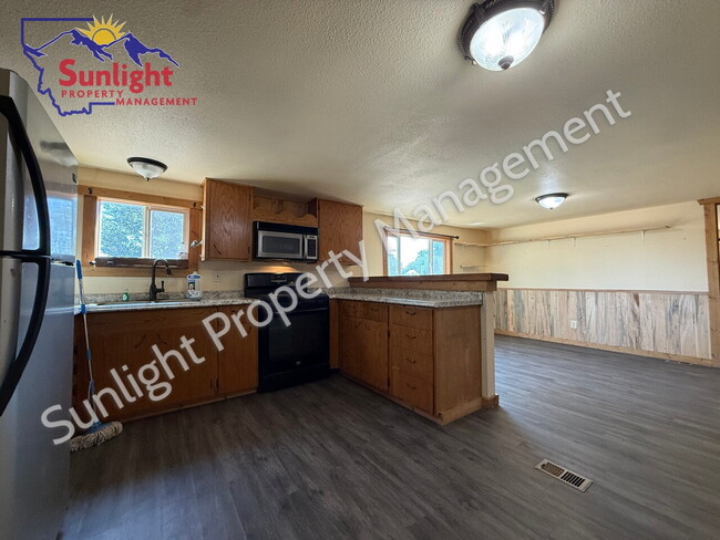 Photo - Updated 3 Bedroom Mobile Home - Large Fenced Yard - Fromberg, MT