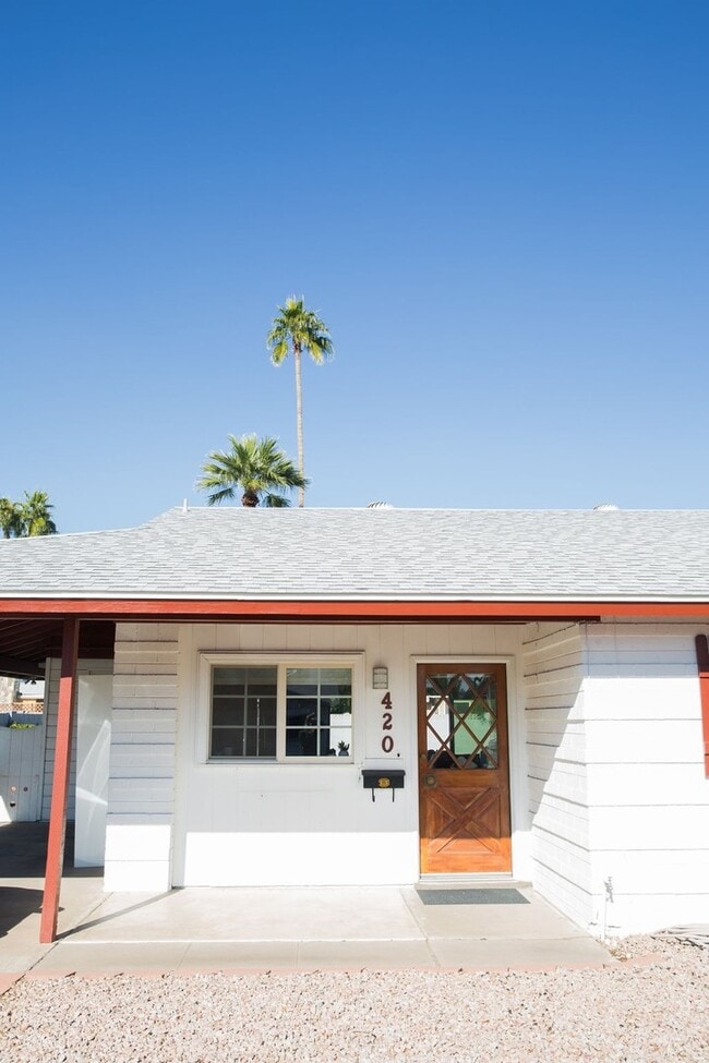 Photo - Gorgeous Fully Furnished 3 Bd 2 Bath Vacation Home!