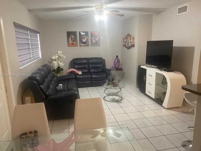 Photo - 15669 SW 73rd Cir Terrace Unidad 4-7